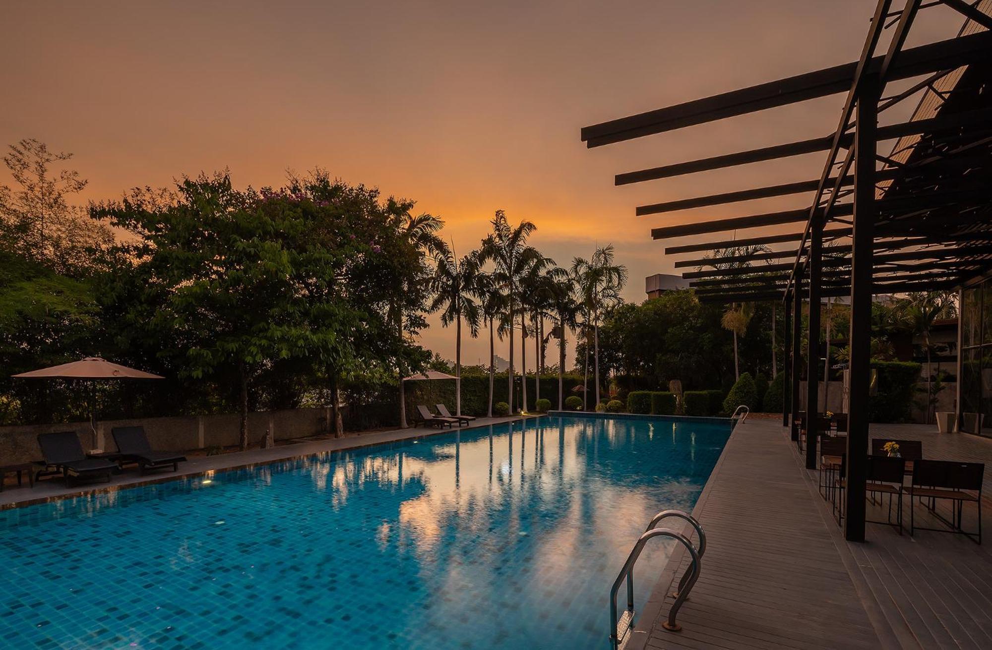 Sea Two Pool Villa Resort Pattaya Haat Jomtien Eksteriør bilde